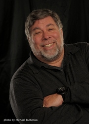 Steve Wozniak - Head-Shot.jpg